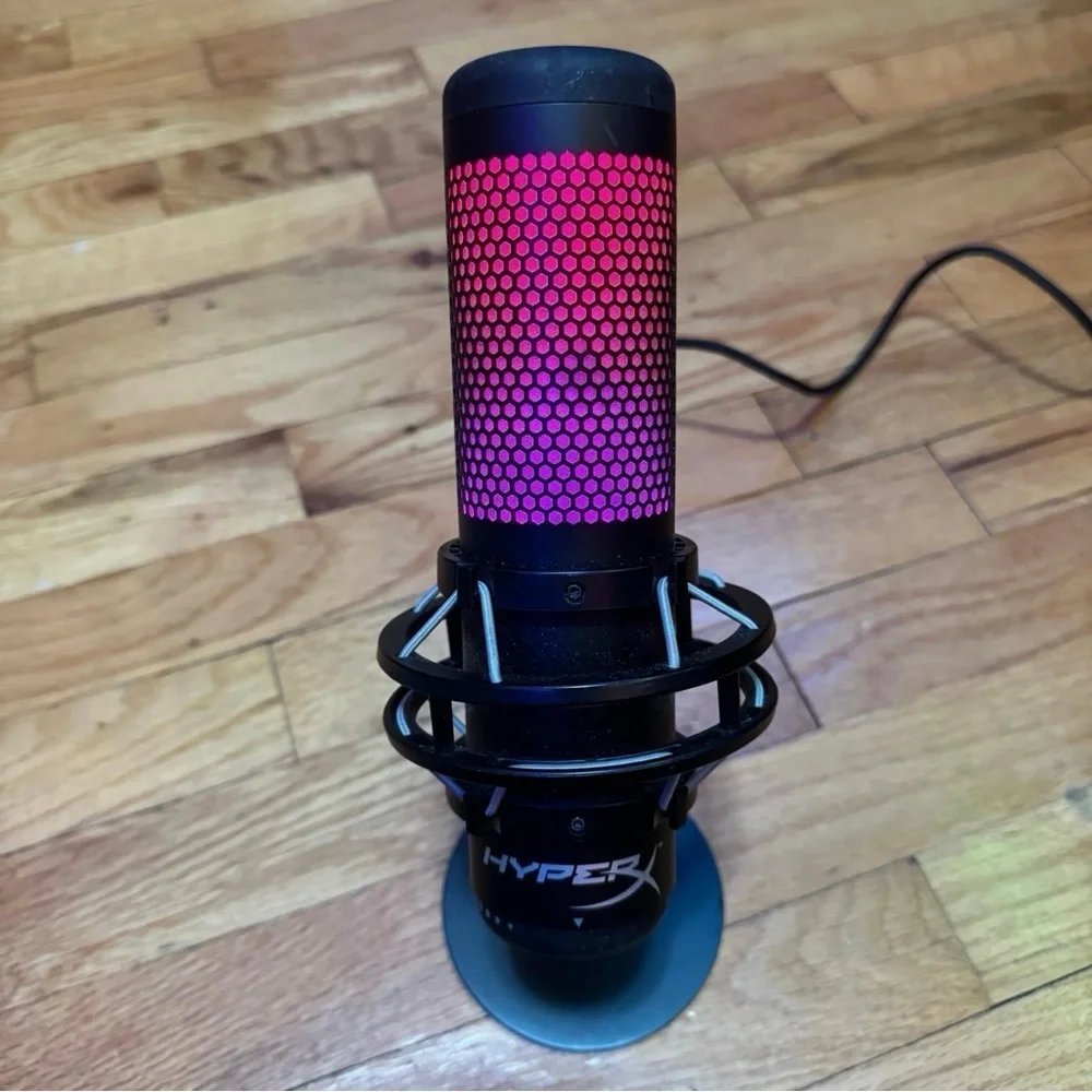 HyperX QuadCast S - USB Microphone - RGB Lighting (First Generation)